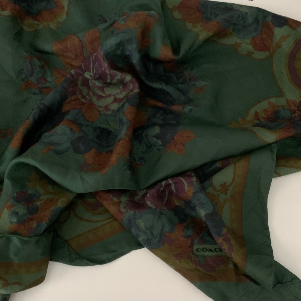 Gorgeous Authentic Coach Dark Green Cabbage Rose Large Scarf